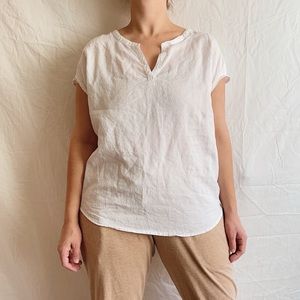 BEACHLUNCHLOUNGE 100% Linen Split Neck Peasant Top